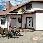 Guest house Holiday Apartman Buk