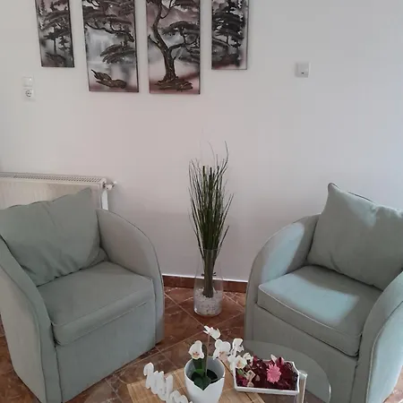 Guest house Holiday Apartman