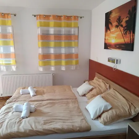 Holiday Apartman 3* Bük