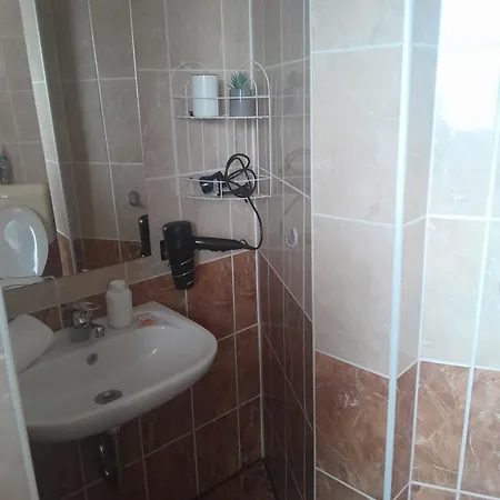 Gasthof Holiday Apartman 3*
